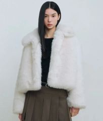 セール】XS ジッパー付きショートフェイクファーコートZARA - メルカリ