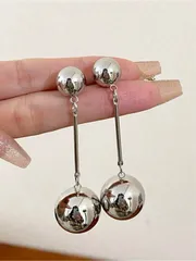 ジュエリー レディース イヤーアクセサリー  1ペア メタリック ボール ロング タッセル ドロップ ピアス、レトロジュエリー レディース ギフト