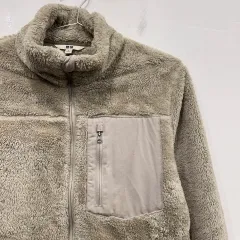 ユニクロ チェストポケット ハイネック モヘア フリース