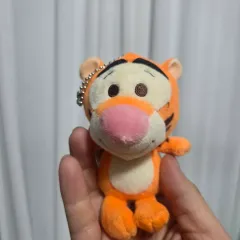 ヴィンテージトイキャラクターグッズ漫画ぬいぐるみディズニーくまのプーさんティガーキーホルダー ストラップ