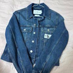 希少】ジェニさん着用モデル カルバンクライン クロップドデニム