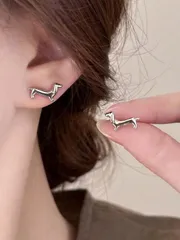 ジュエリー レディース イヤーアクセサリー  1ペア かわいいダックスフンド金属スタッドピアス、ニッチな創造的デザイン、ミニマリスト、多用途な動物ピアス女性用