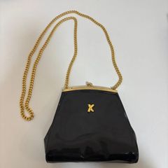 パブロピカソ黒のレザーがま口財布 ゴールドロゴ付き - メルカリ