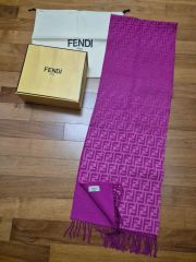 FENDI FFロゴ ビーチタオルブランケットFX002-A6PA-TU - メルカリ