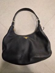 メルカリ祭限定値引き‼️美品✨✨PRADA豚革ショルダーバッグ - メルカリ