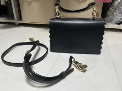 CHARLES & KEITH チャールズアンドキース バッグ ミニバック