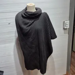コス ブラック ゴージ ニット ショール ケープのサムネイル