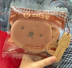 バターベア クッション 台湾限定 - メルカリ
