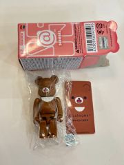 ベアブリックBE@RBRICK フロッキー くまのプーさん 100% - メルカリ