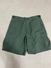 PHIGVEL ショーツ　2 M カーキ　カーゴパンツ　ハーフパンツ　短パン PHIGVEL ショーツ 2 M カーキ カーゴパンツ ハーフパンツ 短パン