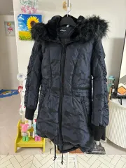 DKNY ダウン