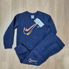 NIKE ナイロン セットアップ 虹色ロゴ上(M).下(M)【美品】 - メルカリ