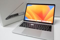 MacBook Pro Retina 13・8／256G・オフィス・W11・箱付 - メルカリ