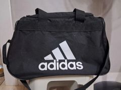 新品同様 アディダス リュック adidas 野球 ジャイアンツ - メルカリ