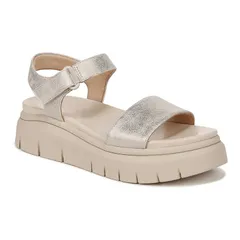 ソウルニュトライザー レディース シューズ サンダル プラットフォーム SOUL Naturalizer Poppi Womens Platform Sandals Light Gold ゴールド