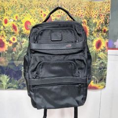 トゥミ 希少、定価11万円❗️TUMIオールレザー ロールトップ リュック 