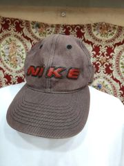 梵*天様 ★希少★ナイキ逆スウッシュ×トラヴィス　キャップ 梵*天様 ☆希少☆ナイキ逆スウッシュ×トラヴィス キャップ - メルカリ