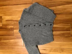 グレー ニット カーディガン