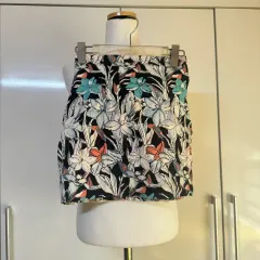 フラワー花柄ジッパースカート s ウエストタイト