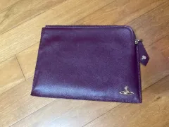 ヴィヴィアン・ウエストウッド クラッチバッグ 送料込み 30,000円