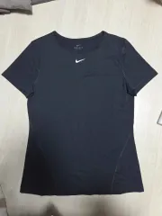 ナイキ ドライフィット Tシャツ