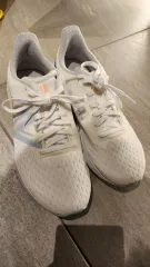 ニューバランス 白 ランニングシューズ スニーカー