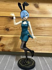 10個 プライズ まとめ売り フィギュア チャイナドレス モモ ララ 金色