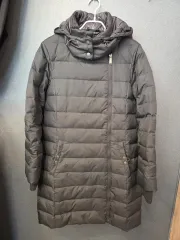 DKNY フードダウンのサムネイル