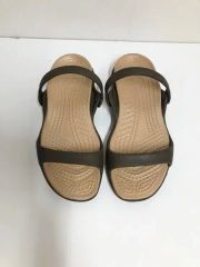 極美品/廃盤】クロックス サイプラス4 W4（22cm相当）茶 - メルカリ
