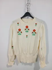アイボリー色 花柄 刺繍 ニット セーター