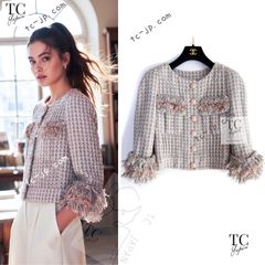 シャネル カーディガン CHANEL プラム パープル ライオンボタン カシミヤ 100% ニット カール・ラガーフェルド 50万 人気 定番 超美品 38 CHANEL（シャネル） カーディガン プラム パープル ライオンボタン
