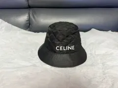 Celine セリーヌ キルティング バケットハット Mサイズ (ほぼ新品)のサムネイル