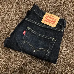 32 リーバイス 511 デニムパンツ