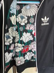 新品未使用♡adidas フラワーファイヤーバード トラックジャケット M