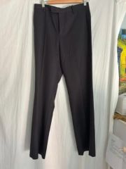 YLEVE WOOL TROPICAL 黒スラックス 3美品 - メルカリ
