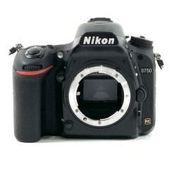 Nikon D780 デジタル一眼レフカメラ シューカバー バッテリー2個付き