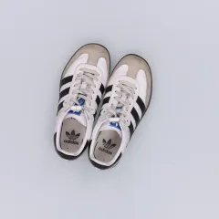 200 アディダス キッズ サンバ スニーカー 0430H