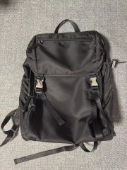 あんしん鑑定済み】PRADA 2VZ065ナイロン バックパック - メルカリ