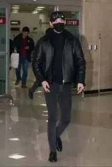 オールセインツ イ・ジョンソク ムートンのサムネイル