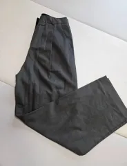 タックワイドパンツ オリーブ色