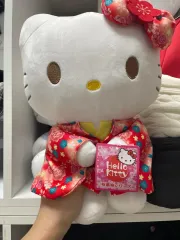 Sanrio hello kitty(ハローキティ) 着物 中型 ぬいぐるみ