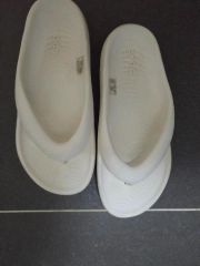 Crocs サンダル m7w9 ハワイ店購入 - メルカリ