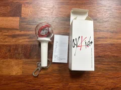 Stray Kids(ストレイキッズ・スキズ・SKZ) スキズ ペンライト キーホルダー