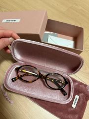 はな様。miu miu サングラス ピンクゴールド フォクシーモデル はな様。miu miu サングラス ピンクゴールド フォクシーモデル - メルカリ