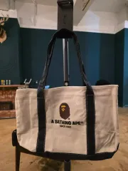 （韓国国内発送）（新品）雑誌付録 A BATHING APE アベイシングエイプ トートバッグのサムネイル