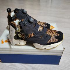Reebok × Disney(ジャングルブック) 即完売品 - メルカリ