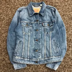 M リーバイス レディース デニムトラッカージャケット