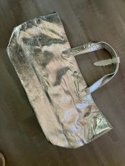 Christine Rohde シルバー フリル トートバッグ - メルカリ