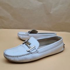 GUCCI インターロッキングG ローファー ホワイト - メルカリ