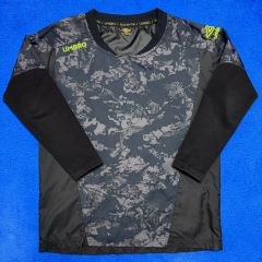 UMBRO ピグメントロングスリーブティ ロンT S - メルカリ